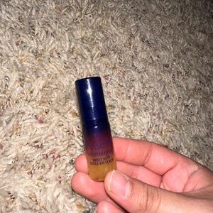 Mini Loccitane
EN PROVENCE
IMMORTELLE RESSI
RESET NUIT
HUILE-EN-SERUM mini